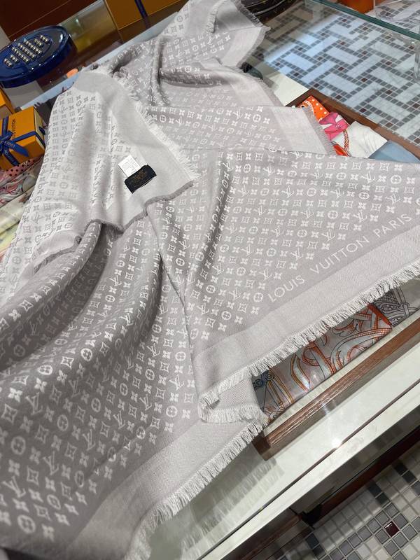 Louis Vuitton Scarf LVC00540 Louis Vuitton Scarf LVC00540